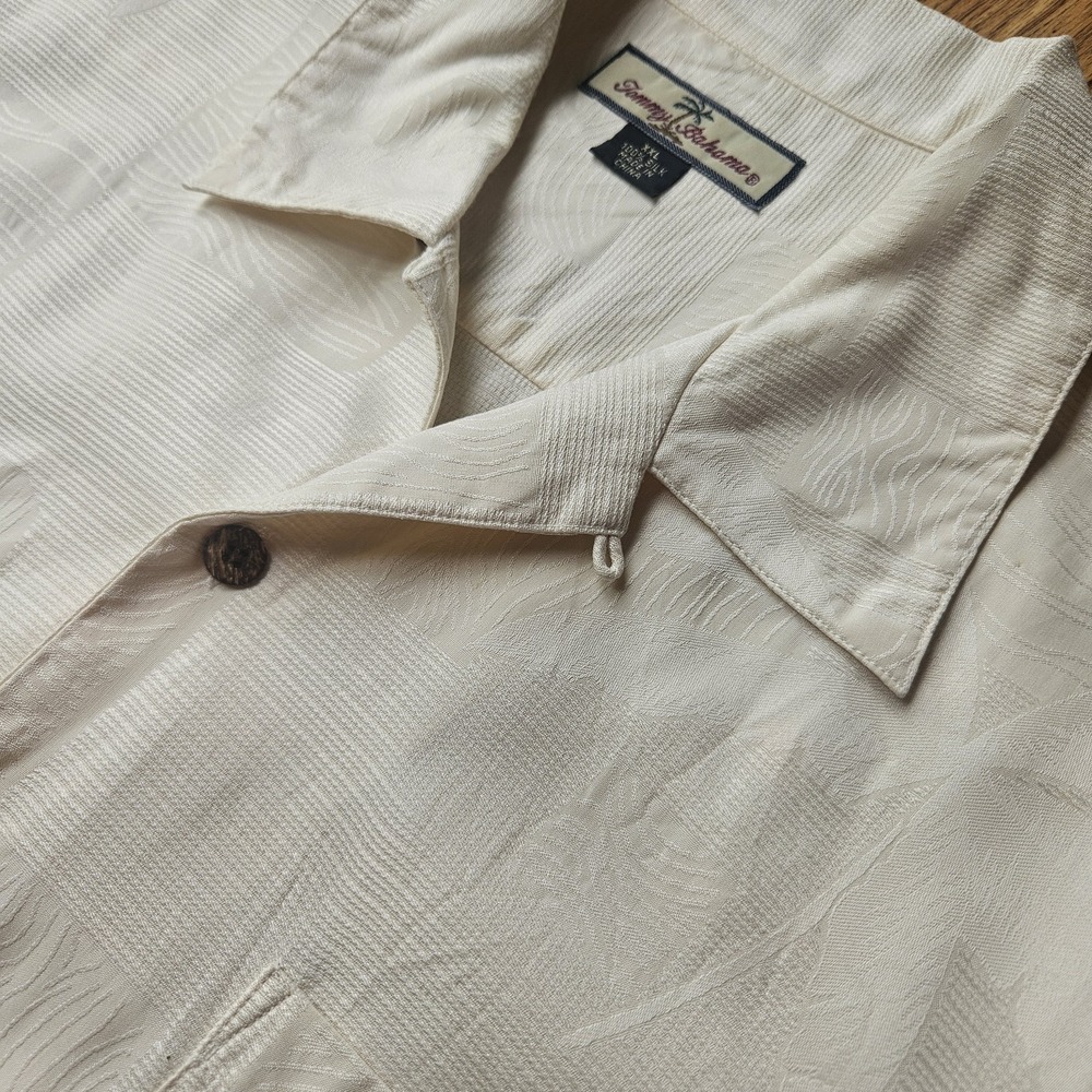 Tommy Bahama Silk Shirt XXL Off White Textured Floral Embroidered Camp Hawaiian